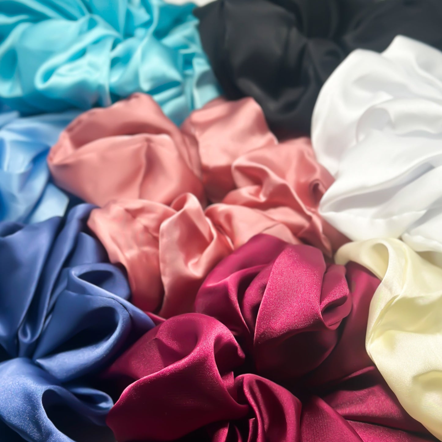 Maxi SATIN scrunchie