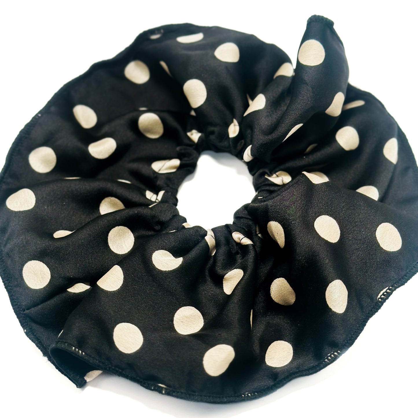 Maxi scrunchie polka dots